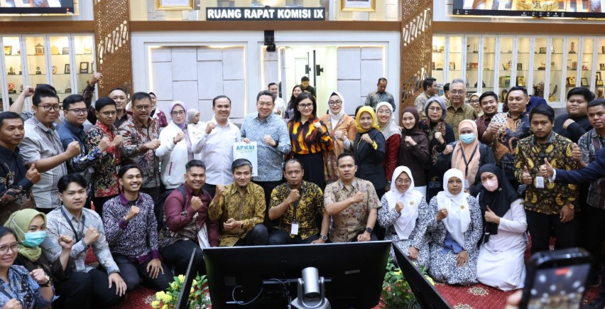 Komisi IX Dorong PPPK Tenaga Kesehatan Bisa Menjadi PNS, Ini Status Usulannya